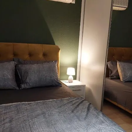 Apartman Pauza *